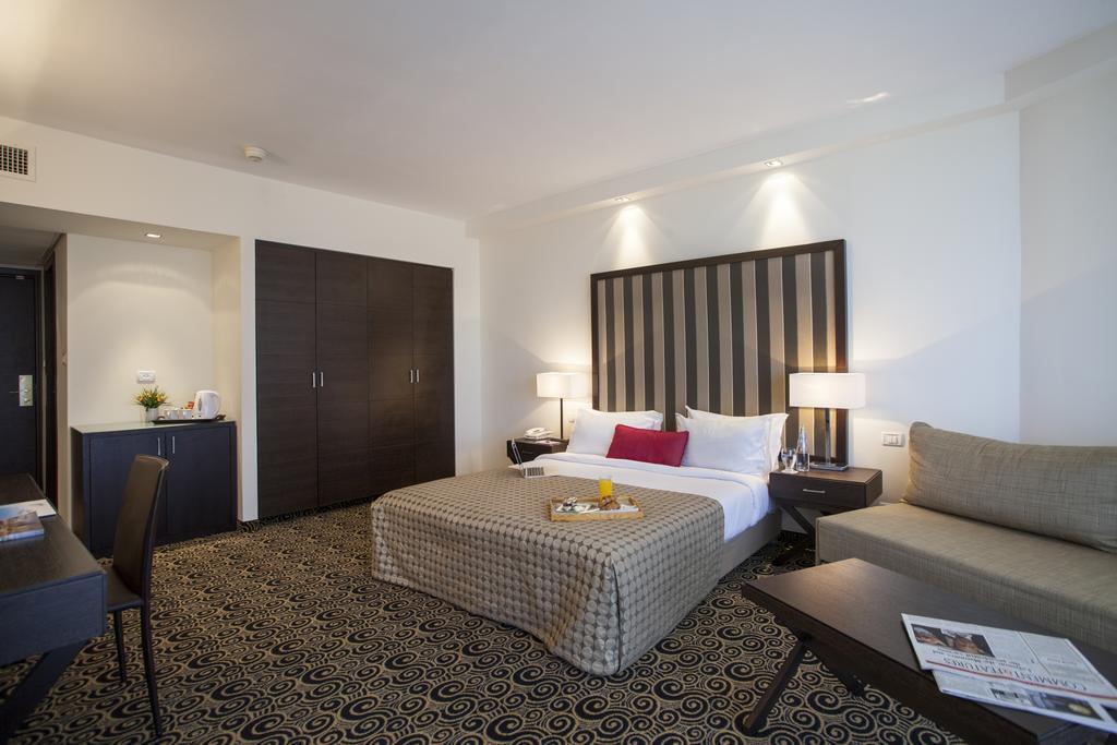 Hod Hasharon Luxury Apartment Herzelia Exterior foto